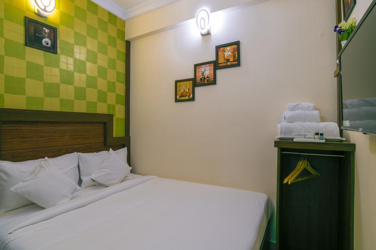 Blue Bell Cochin Airport Hotel Nedumbassery Exteriör bild